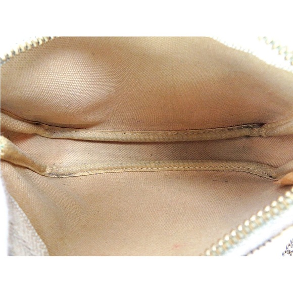 Louis Vuitton Cream and Gray Checkered Clutch - Picture 9 of 13